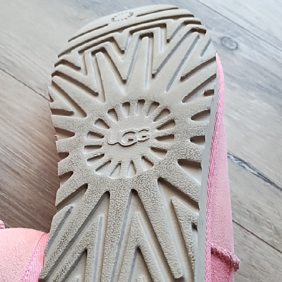 UGG Pink Fleece-Lined Footwear - Picture 5 of 6